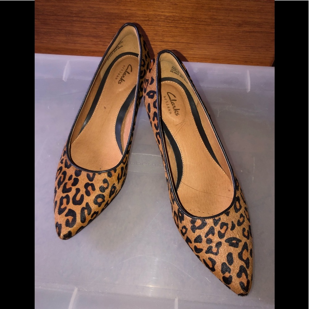 Clarks Artisan Leopard Print Pumps - Size 7